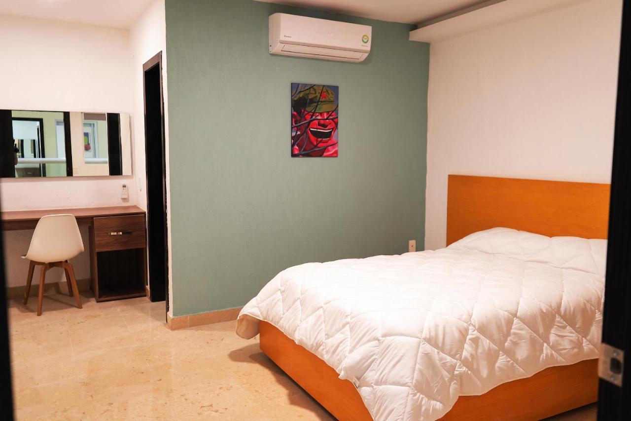 Nora Downtown Hotel Guadalajara Bagian luar foto